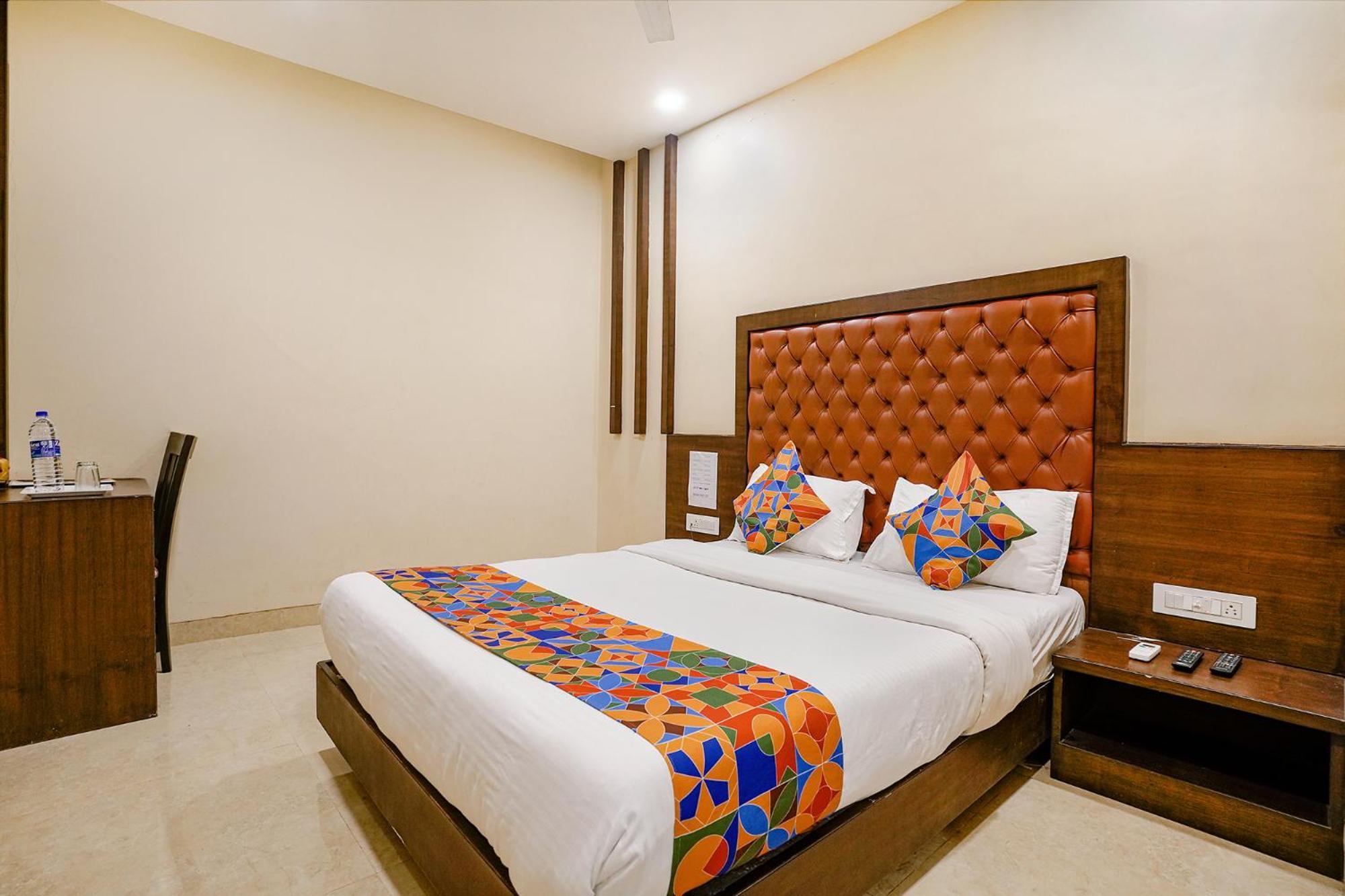 Fabhotel Vertigo Suites - Nr Bkc Mumbai Ngoại thất bức ảnh