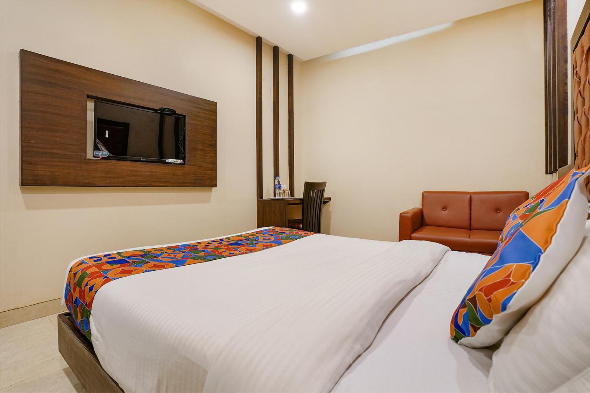 Fabhotel Vertigo Suites - Nr Bkc Mumbai Ngoại thất bức ảnh