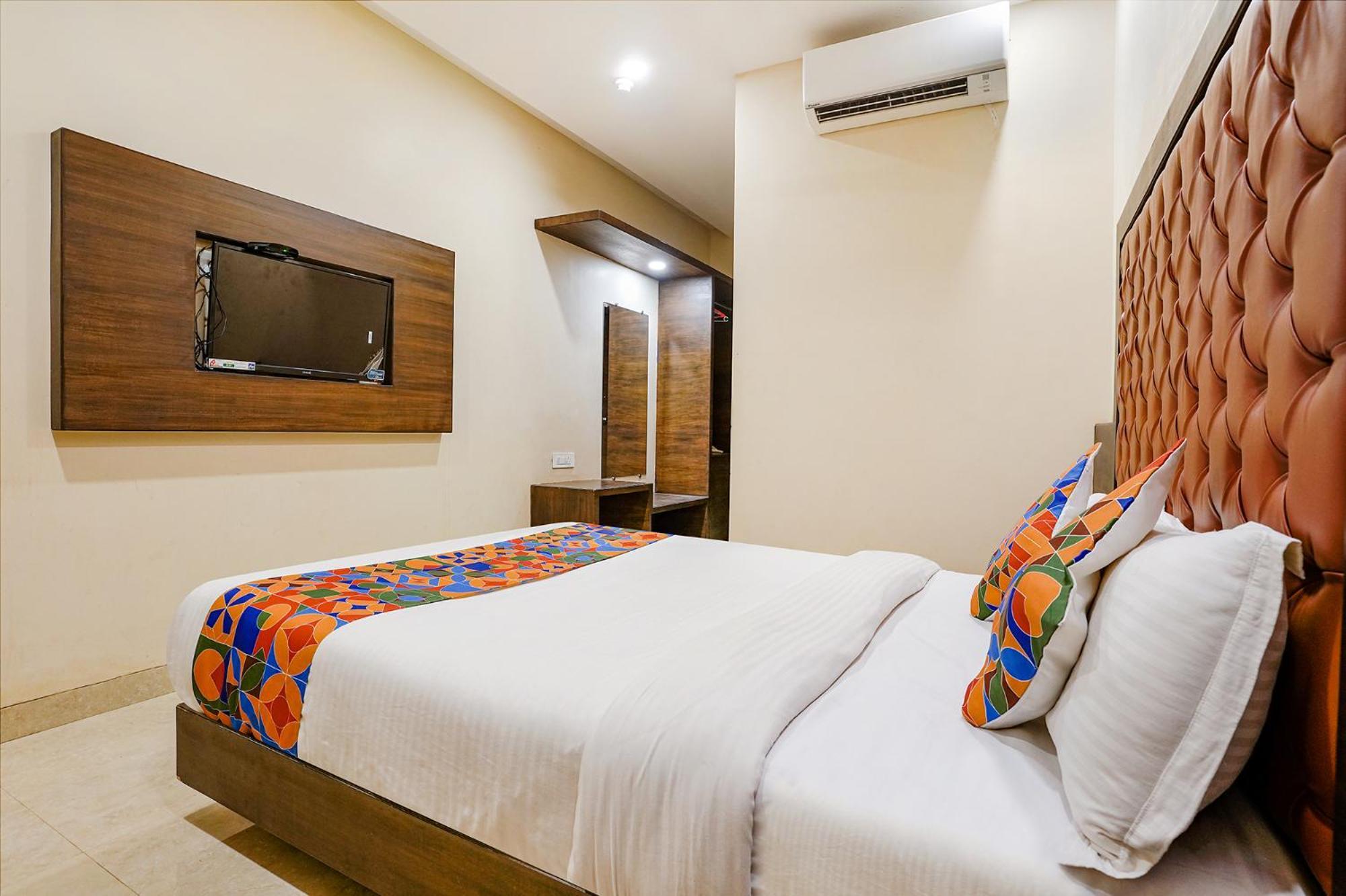 Fabhotel Vertigo Suites - Nr Bkc Mumbai Ngoại thất bức ảnh