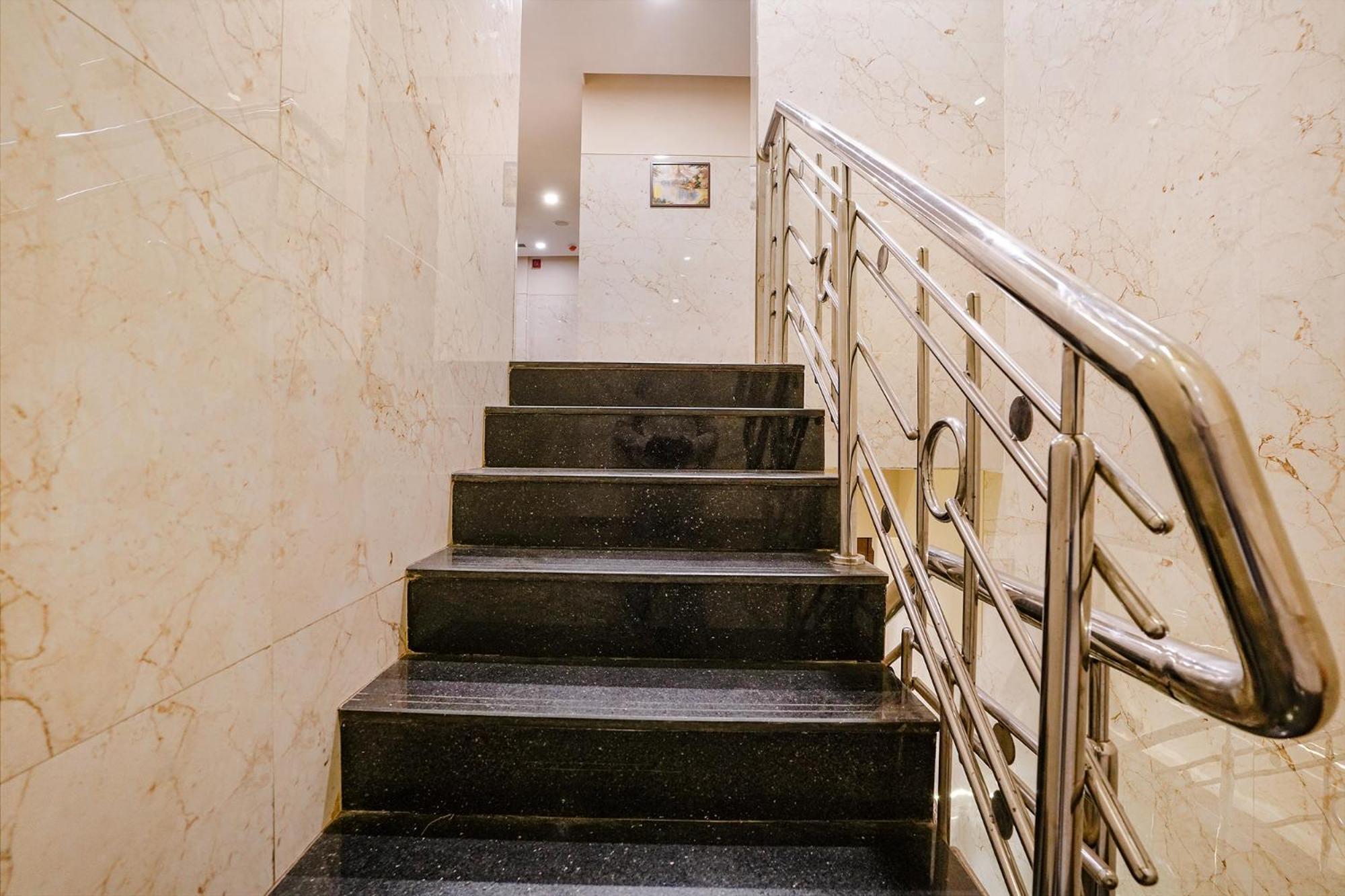 Fabhotel Vertigo Suites - Nr Bkc Mumbai Ngoại thất bức ảnh
