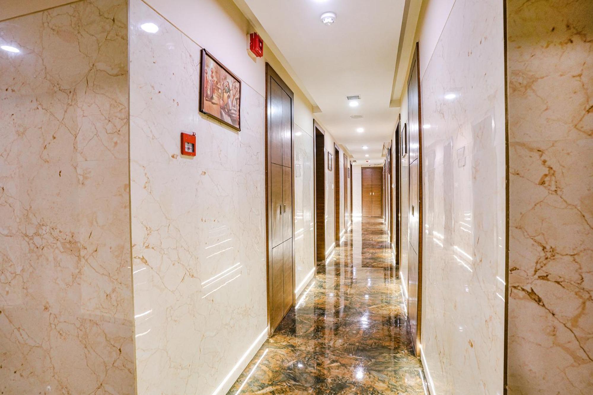 Fabhotel Vertigo Suites - Nr Bkc Mumbai Ngoại thất bức ảnh