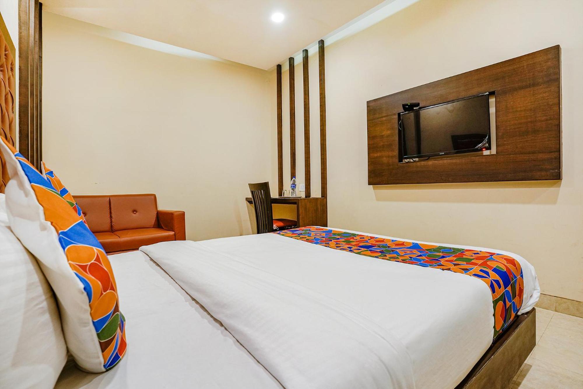 Fabhotel Vertigo Suites - Nr Bkc Mumbai Ngoại thất bức ảnh